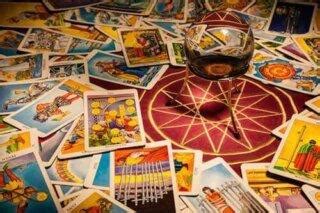 tarot y videncia gratis|Tarot Gratis Tirada ᐈ Selecciona tu Lectura de cartas。